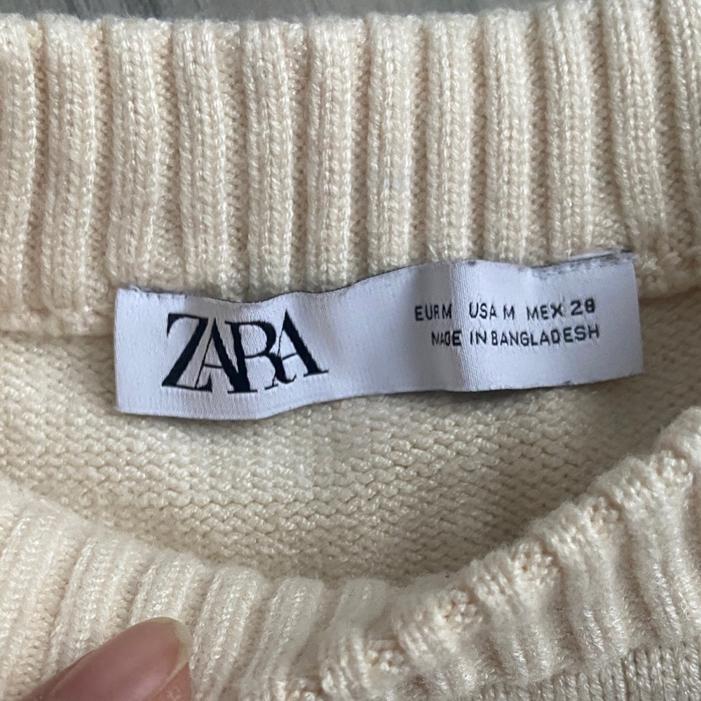 Zara Cream Ribbed Knit Sweater - Picture 2 of 3